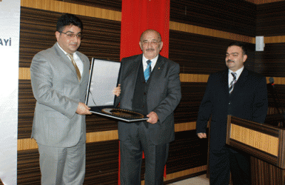 ODA ÜYELİĞİNDE 40 YILINI DOLDURANLARA ŞÜKRAN PLAKETİ