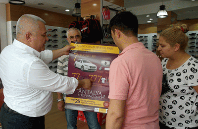 BAŞKAN ŞAHİN, PROJE AFİŞLERİNİ ASTI