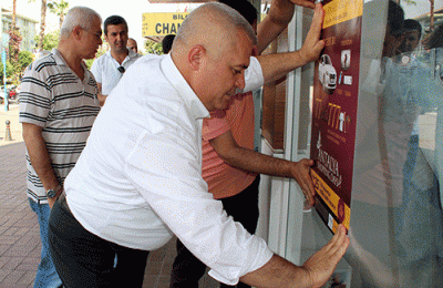 BAŞKAN ŞAHİN, PROJE AFİŞLERİNİ ASTI