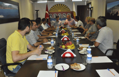 BADAK’DAN ALTSO’YA NEZAKET ZİYARETİ