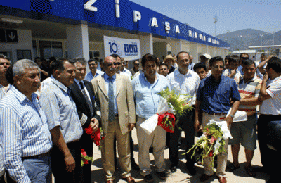 RÜYA SONUNDA GERÇEKLEŞTİ& İLK UÇAK GAZİPAŞA’YA İNDİ