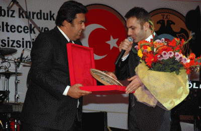 CUMHURİYET BATRAMINA COŞKULU KUTLAMA