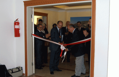 11 ÜLKE, 35 ÜNİVERSİTEDEN 50 YABANCI 100 TÜRK BİLİM ADAMI GELDİ