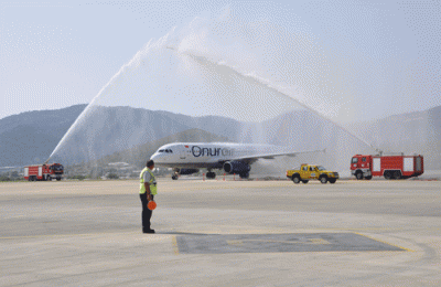 ONUR AİR İLK UÇUŞUNU YAPTI