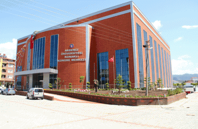 KONAKLI KONGRE MERKEZİNE REKTÖRLERDEN TAM PUAN