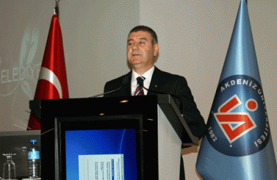 KONAKLI KONGRE MERKEZİNE REKTÖRLERDEN TAM PUAN