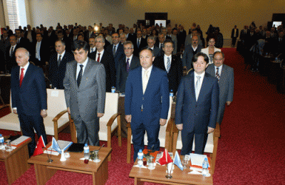 KONAKLI KONGRE MERKEZİNE REKTÖRLERDEN TAM PUAN