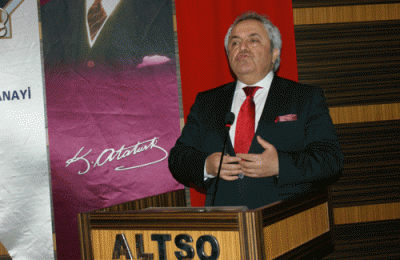 YENİ TÜRK TİCARET KANUNU UYGULAMALARI KONFERANSINA BÜYÜK İLGİ