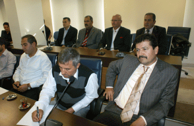 YEREL YÖNETİMLERDE LİDERLİK SEMİNERİ YAPILDI