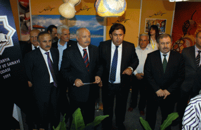 ALANYA’NIN YÖRESEL ÜRÜNLERİ YÖREX’DE GÖRÜCÜYE ÇIKTI