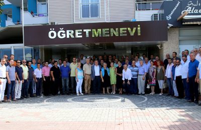 PRESIDENT ŞAHIN MEET WITH TOURISM PROFESSIONALS