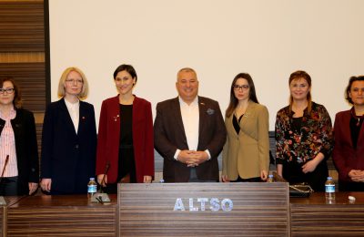 (Turkish) ALTSO KADIN VE GENÇ GİRİŞİMCİLERDE YENİ DÖNEM