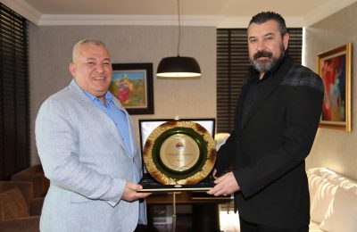 ALANYAMIZA ÖNCELİK VEREN ACENTELERE ŞAHİN’DEN TEŞEKKÜR PLAKETİ