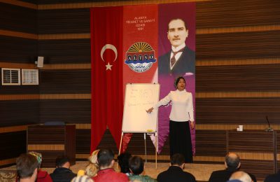 ALTSO AKADEMİ HIZ KESMİYOR