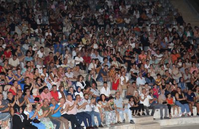 (Turkish) KARANTİNA AŞKLARI’NA BÜYÜK İLGİ