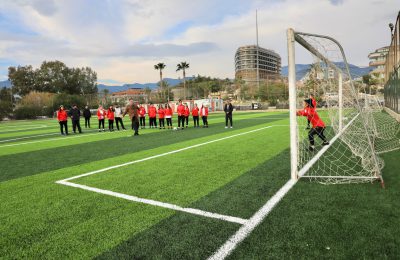 SUPPORT FROM ERDEM TO WOMEN’S FOOTBALL