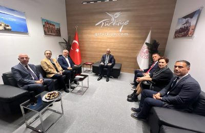 (Turkish) LONDRA’DA BİR ARAYA GELDİLER