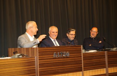 (Turkish) ERDEM VE ÖZÇELİK TURİZMCİLERLE BİR ARAYA GELDİ