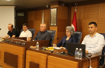 (Turkish) EMLAK VE İNŞAAT SEKTÖRÜNE YÖNELİK ÖNEMLİ TOPLANTI