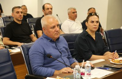 ERDEM, MECLİS ÜYELERİNİ BİLGİLENDİRDİ
