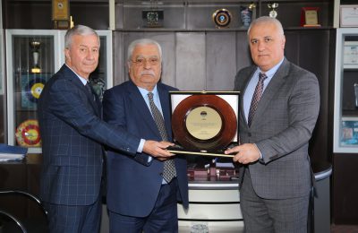 VERGİ REKORTMENLERİNE PLAKET