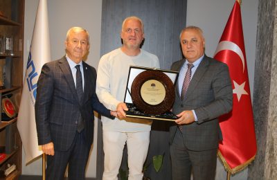 VERGİ REKORTMENLERİNE PLAKET