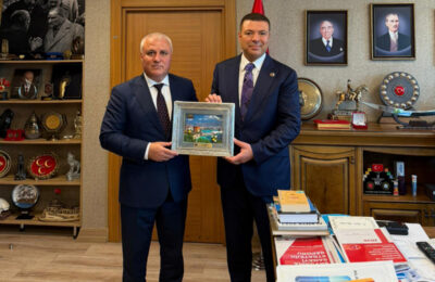 BAŞKAN ERDEM, ALANYA DOSYASINI BAHÇELİ’YE SUNDU