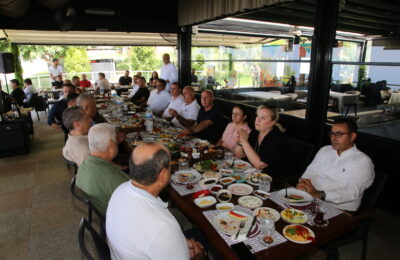 İKİ MİNİK YÜREK İÇİN TEK YÜREK OLDULAR