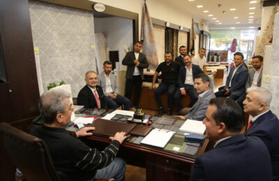 (Turkish) ALTSO BAŞKANI TUNA’DAN İLK ZİYARET KURUCU BAŞKAN KASAPOĞLU’NA