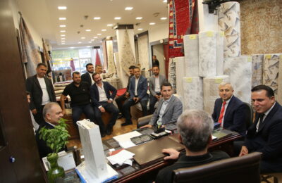 (Turkish) ALTSO BAŞKANI TUNA’DAN İLK ZİYARET KURUCU BAŞKAN KASAPOĞLU’NA